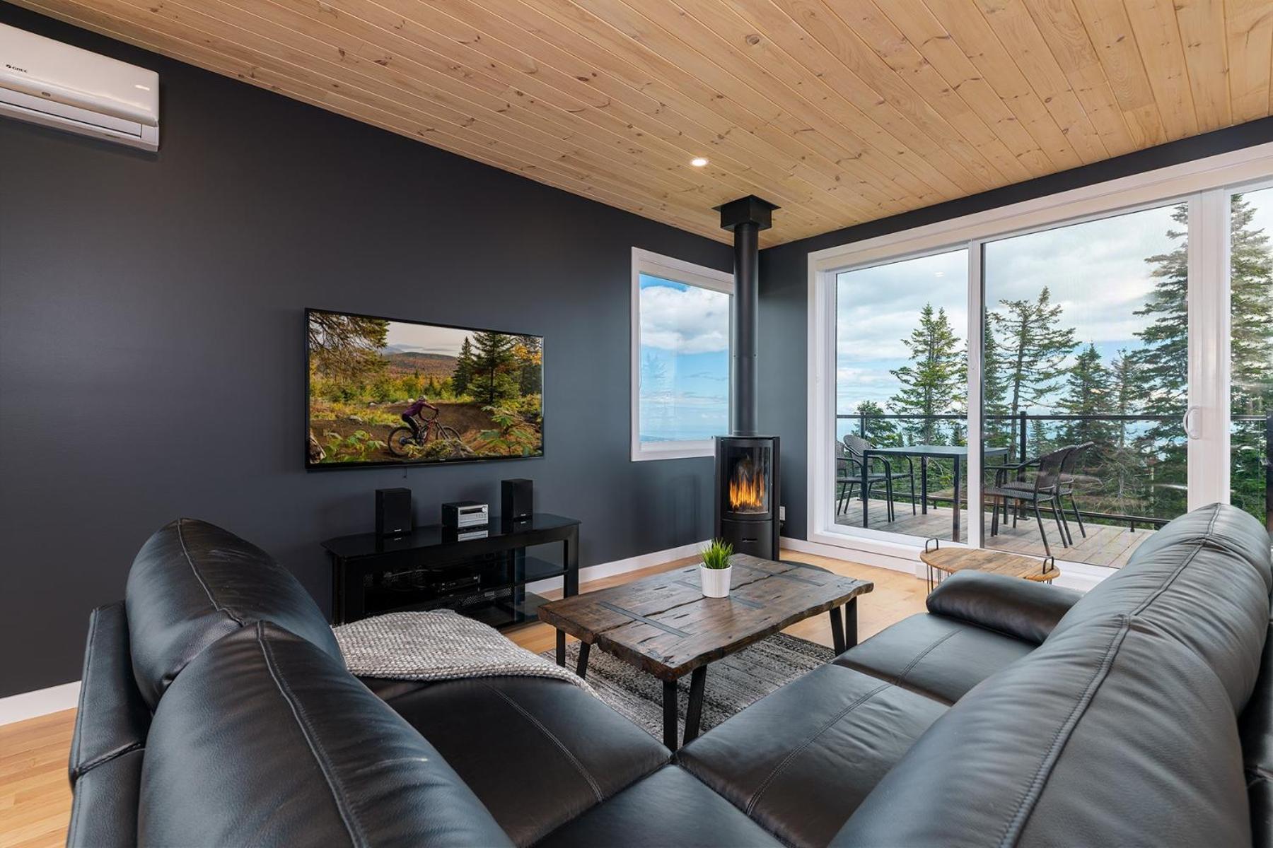 Les Chalets Du Massif De Charlevoix Petite-Riviere-Saint-Francois Habitación foto